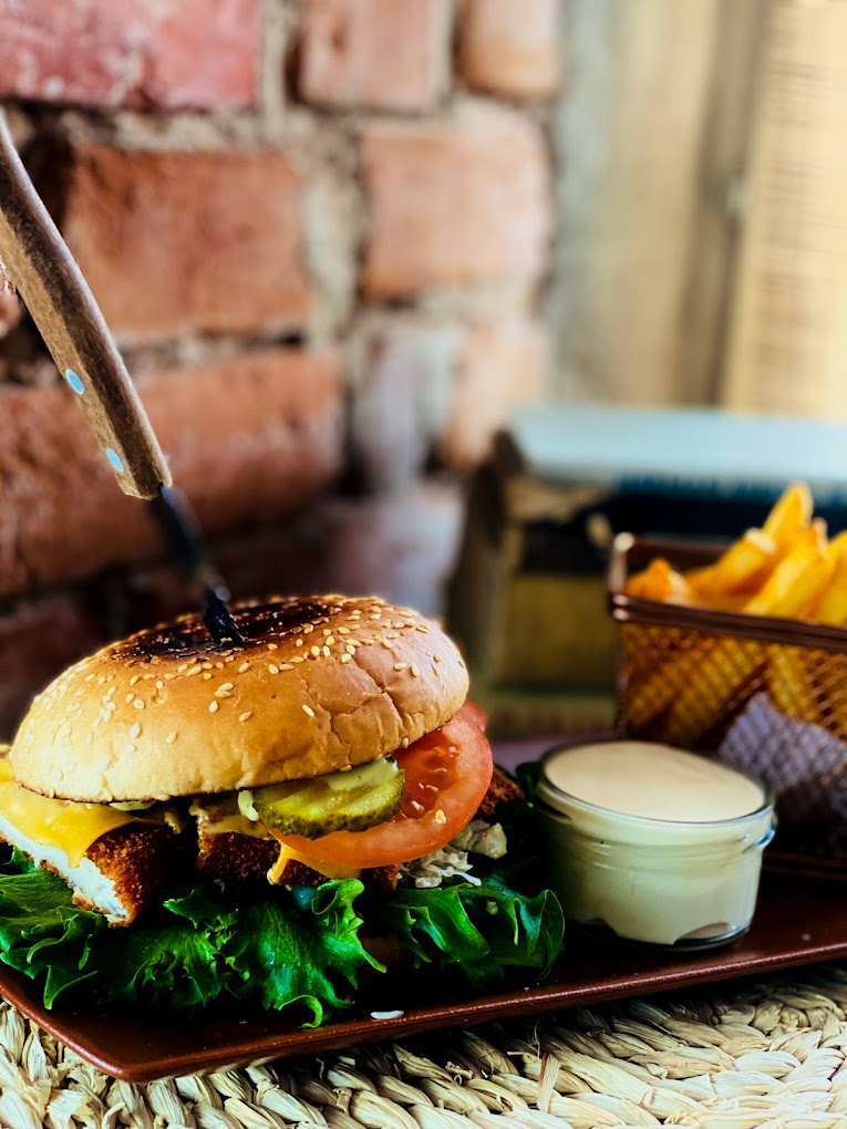 virma pubi burger friikatega